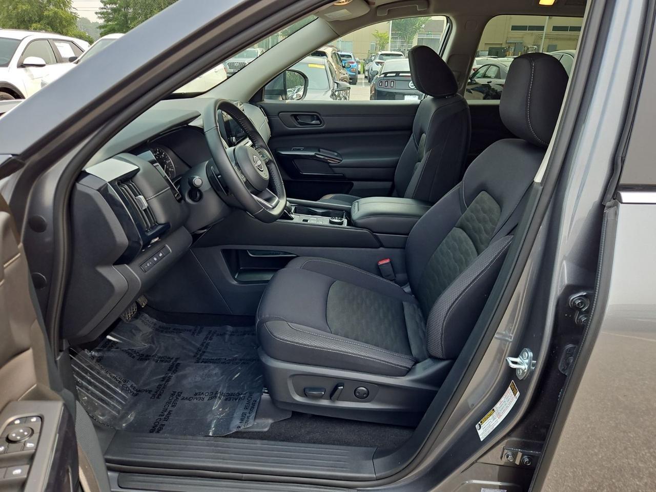 2025 Nissan Pathfinder SV Waldorf MD