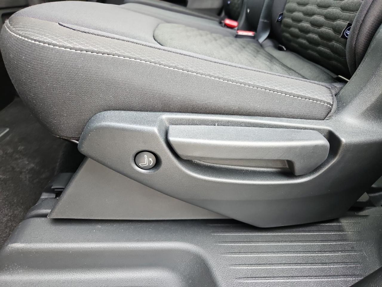 2025 Nissan Pathfinder SV Waldorf MD