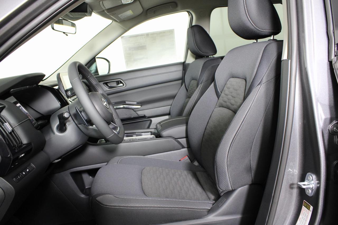 2025 Nissan Pathfinder SV Manassas VA