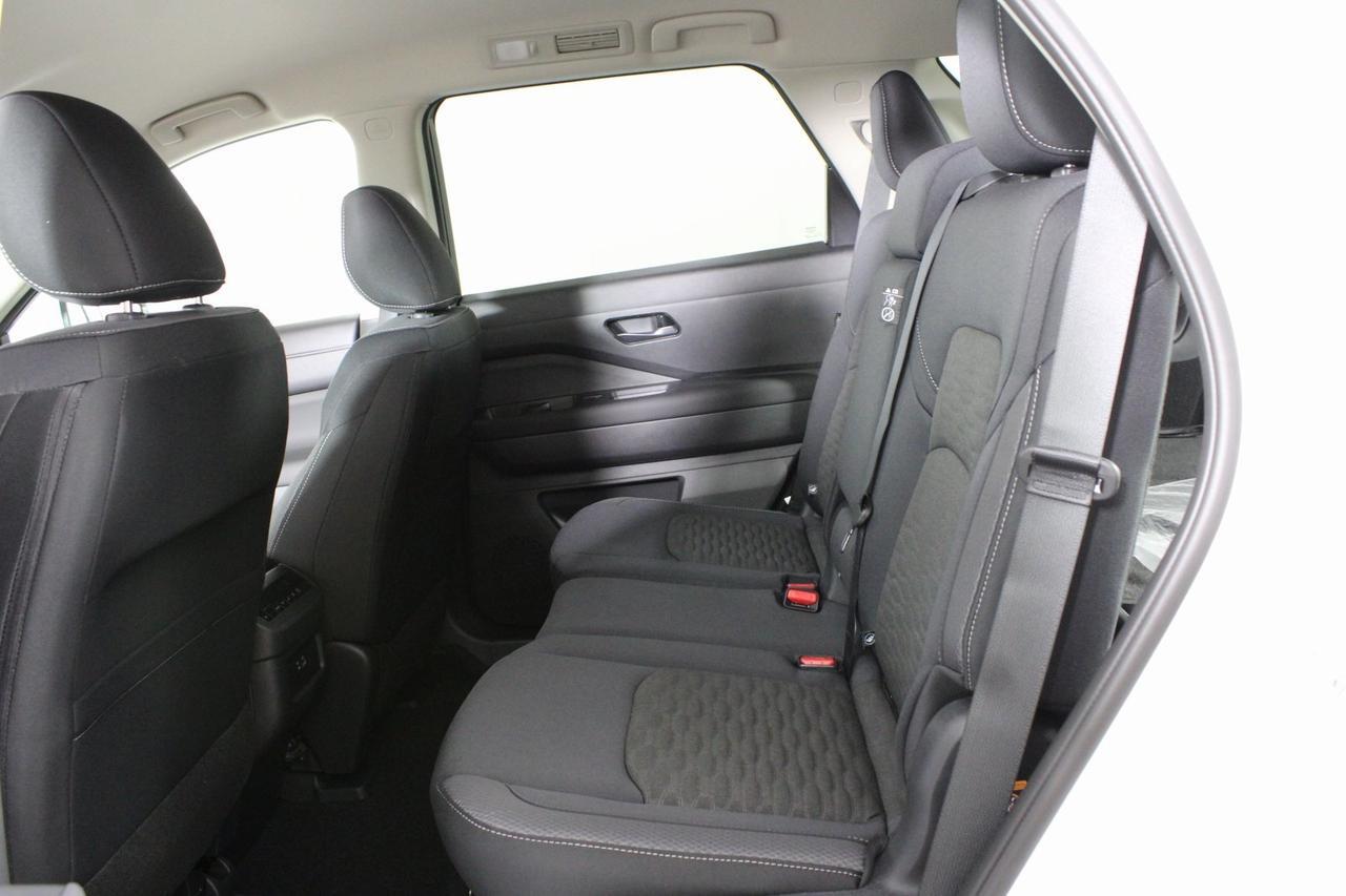 2025 Nissan Pathfinder SV Manassas VA