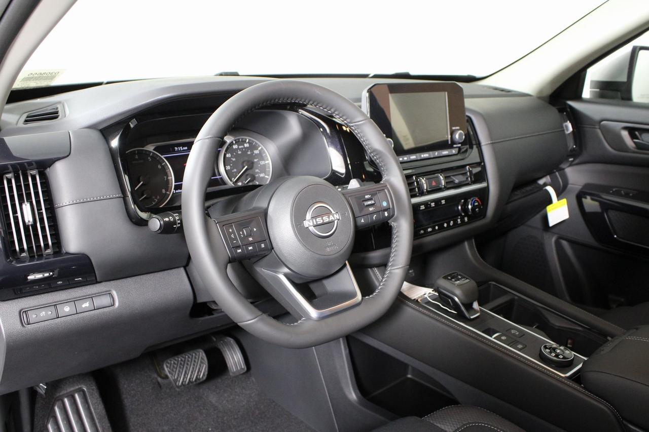 2025 Nissan Pathfinder SV Manassas VA