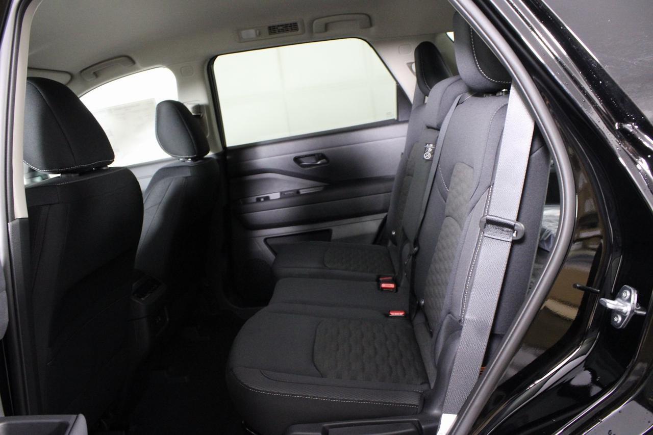 2025 Nissan Pathfinder SV Manassas VA