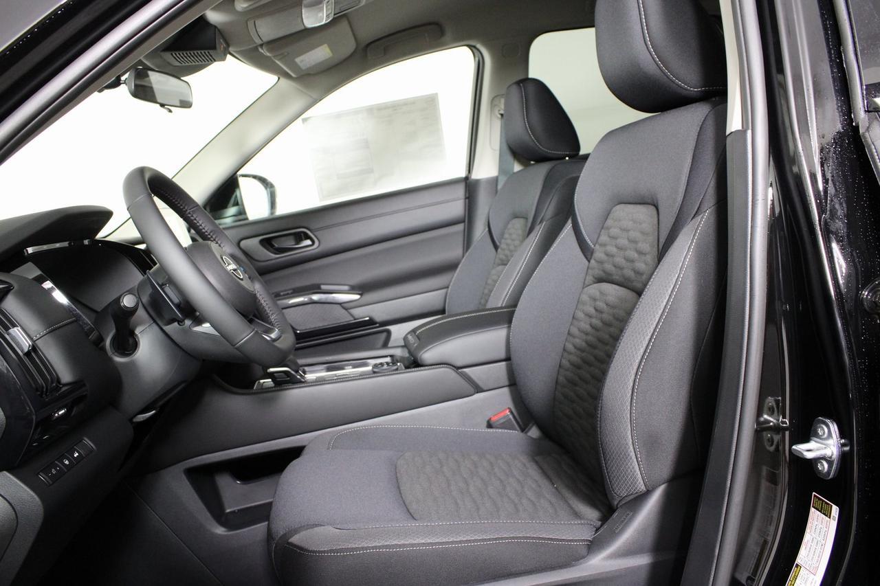 2025 Nissan Pathfinder SV Manassas VA