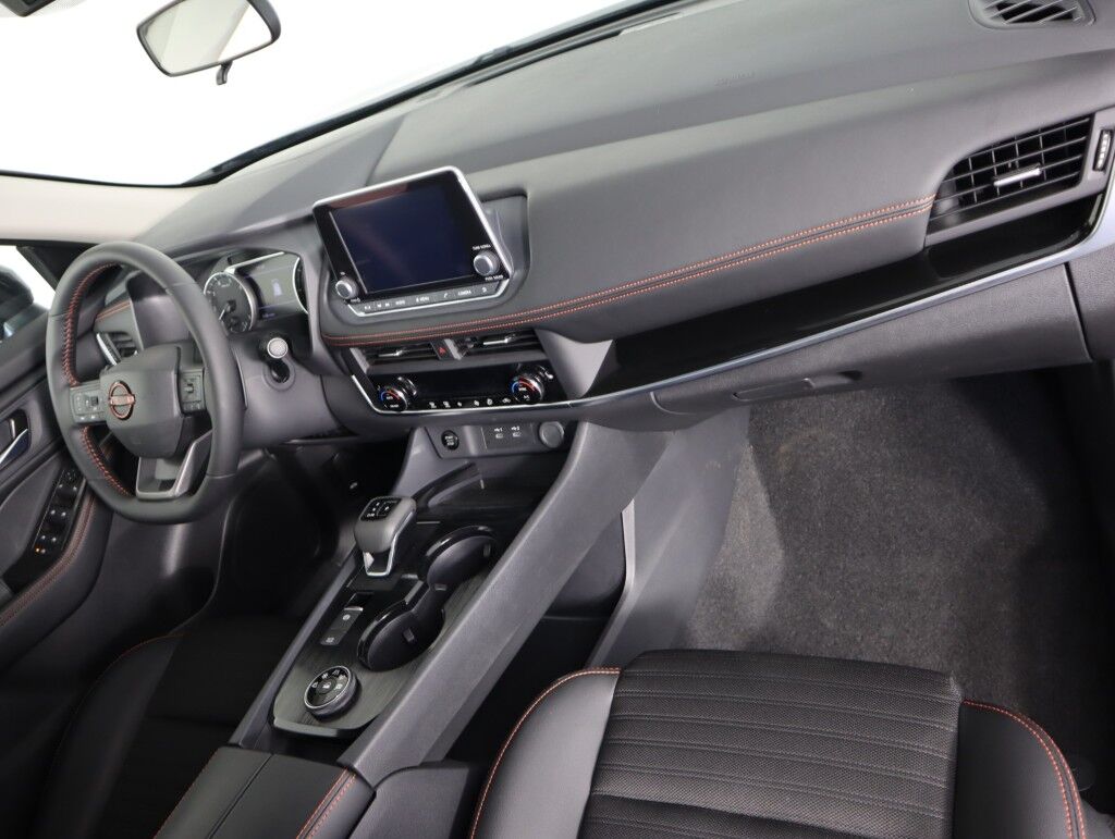 2025 Nissan Rogue AWD Rock Creek Maumee OH