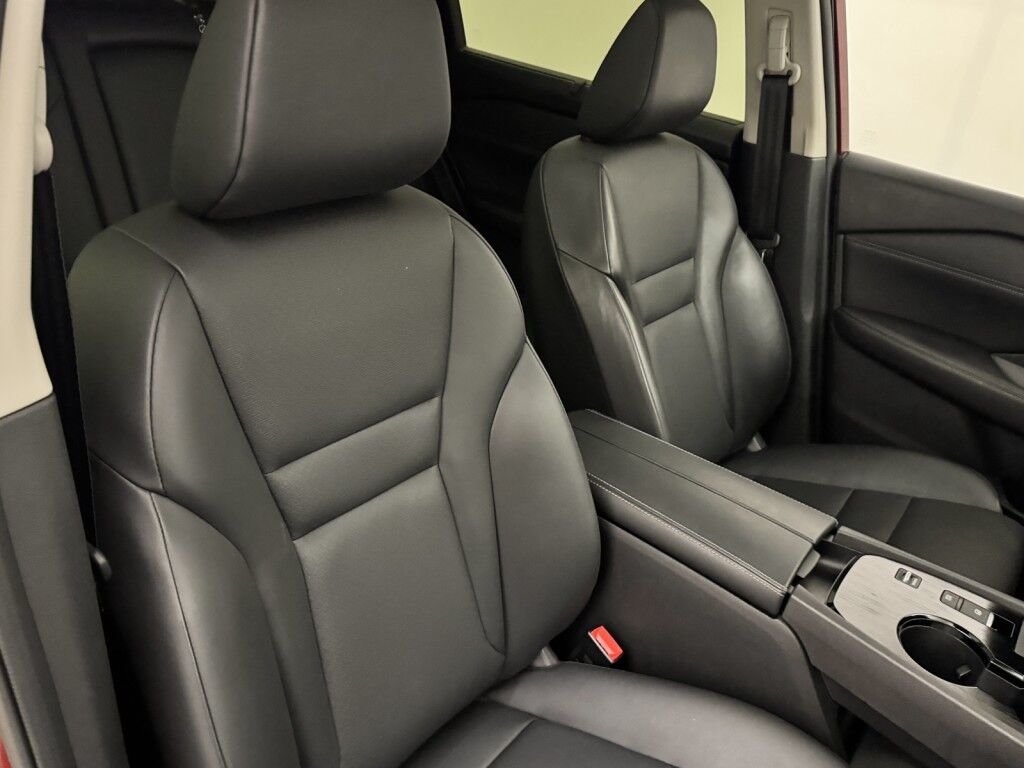 2025 Nissan Rogue FWD SV Premium w/Panoramic Moon, Heated Leather Maumee OH