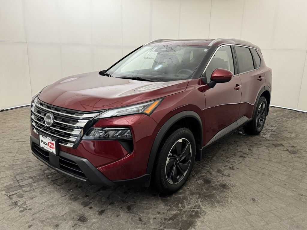 2025 Nissan Rogue FWD SV Premium w/Panoramic Moon, Heated Leather Maumee OH