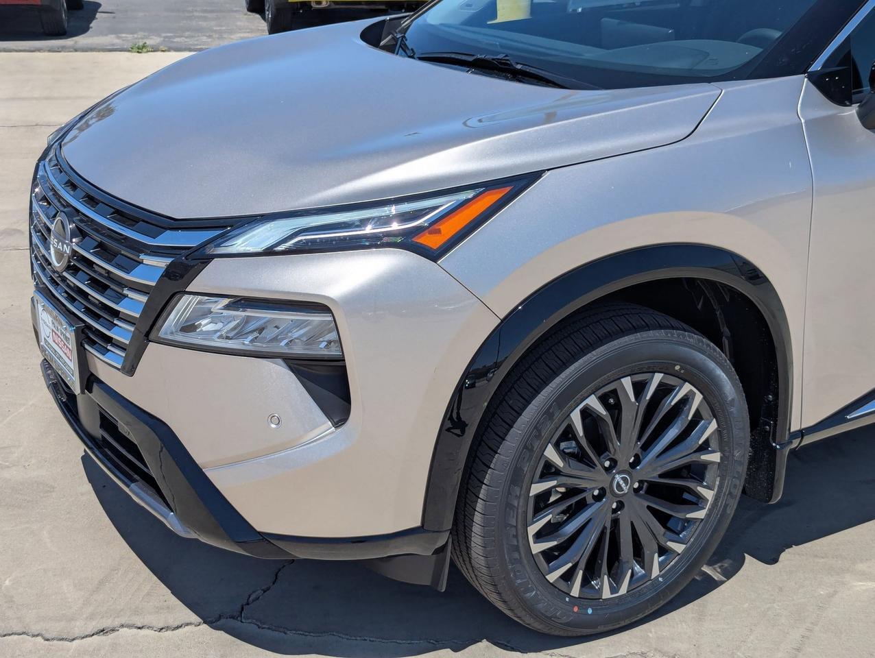 2025 Nissan Rogue Platinum Cathedral City CA