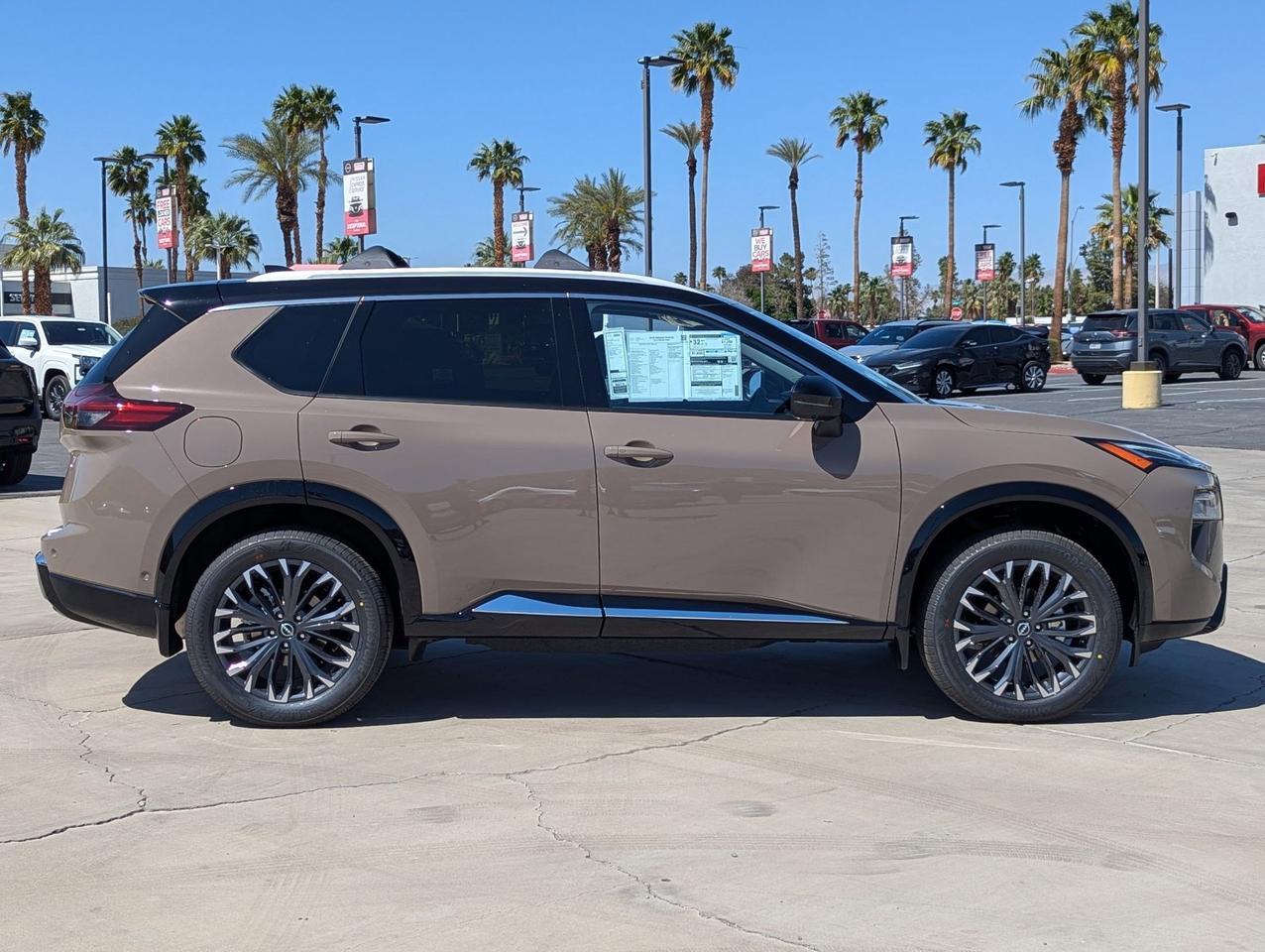 2025 Nissan Rogue Platinum Cathedral City CA