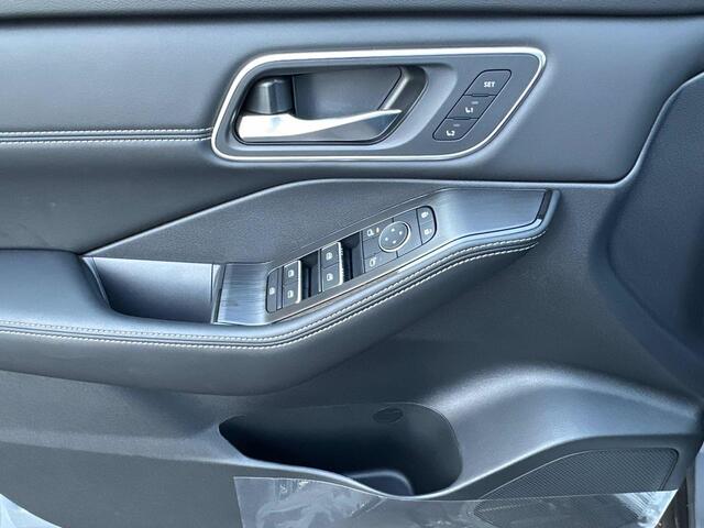 2025 Nissan Rogue Platinum Hoffman Estates IL