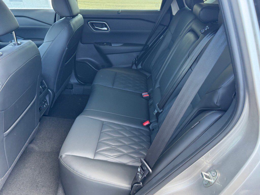 2025 Nissan Rogue Platinum Johnson City TN