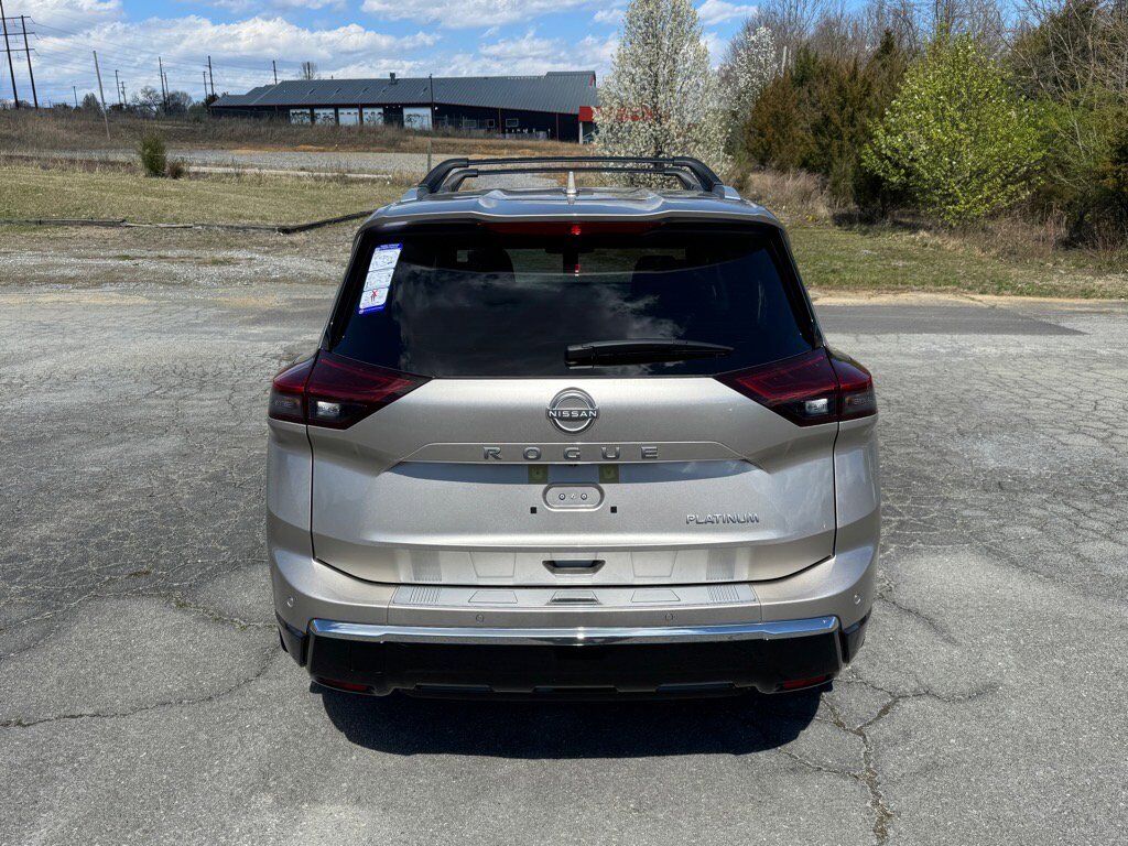 2025 Nissan Rogue Platinum Johnson City TN