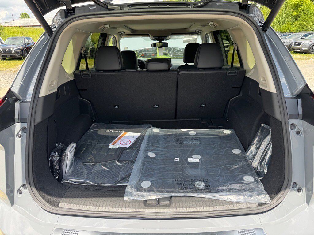 2025 Nissan Rogue Platinum Johnson City TN