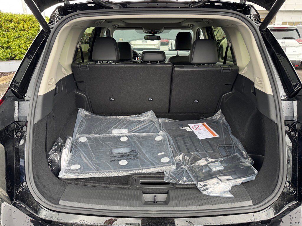 2025 Nissan Rogue Platinum Johnson City TN