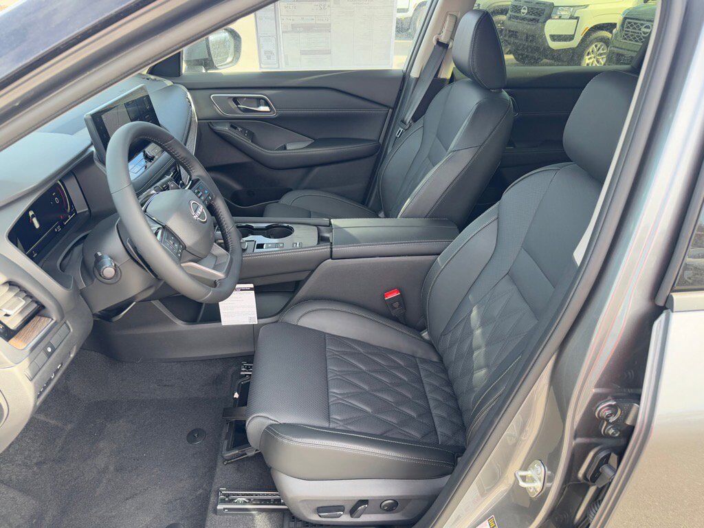 2025 Nissan Rogue Platinum Johnson City TN