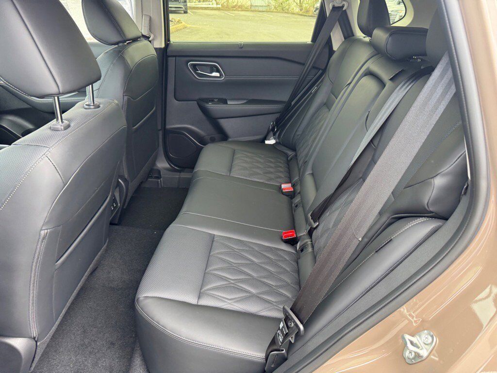 2025 Nissan Rogue Platinum Johnson City TN
