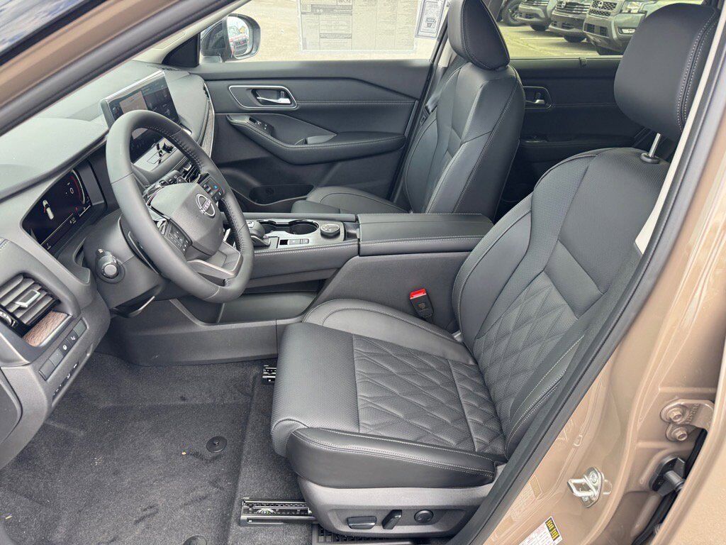 2025 Nissan Rogue Platinum Johnson City TN