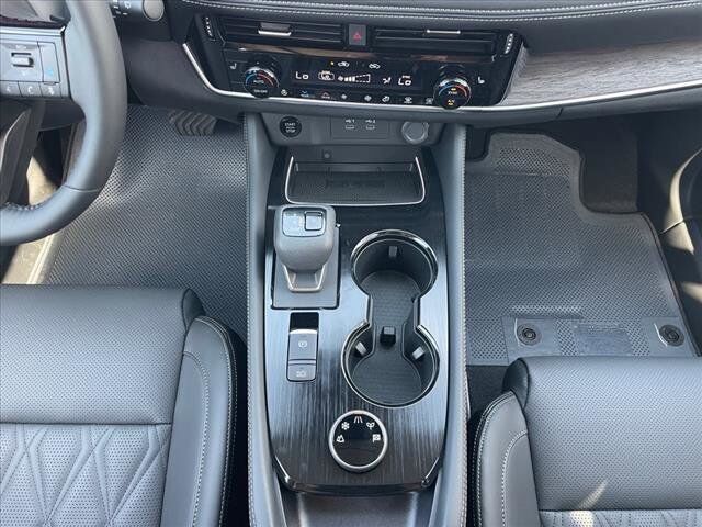 2025 Nissan Rogue Platinum Johnson City TN