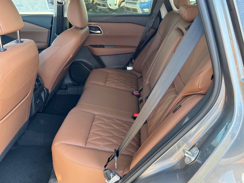2025 Nissan Rogue Platinum Johnson City TN
