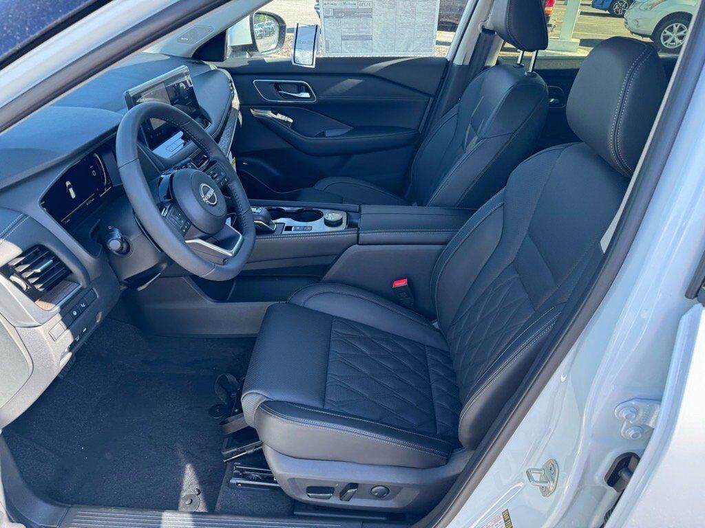 2025 Nissan Rogue Platinum Johnson City TN