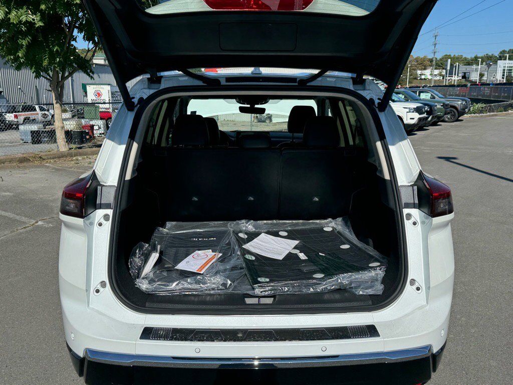 2025 Nissan Rogue Platinum Johnson City TN