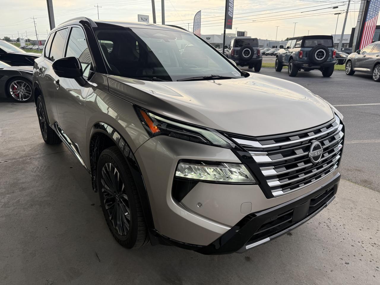 2025 Nissan Rogue Platinum Knoxville TN