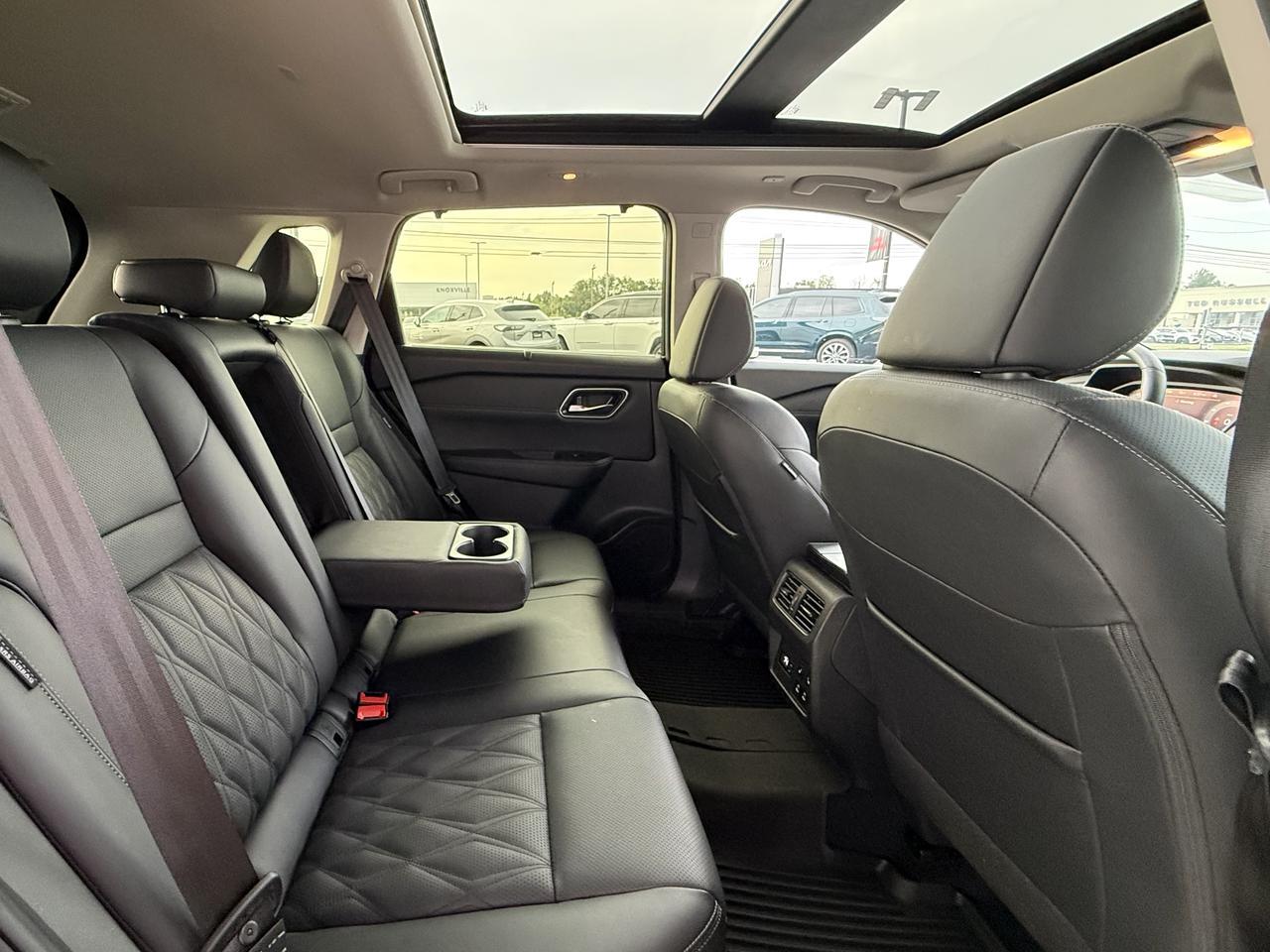 2025 Nissan Rogue Platinum Knoxville TN