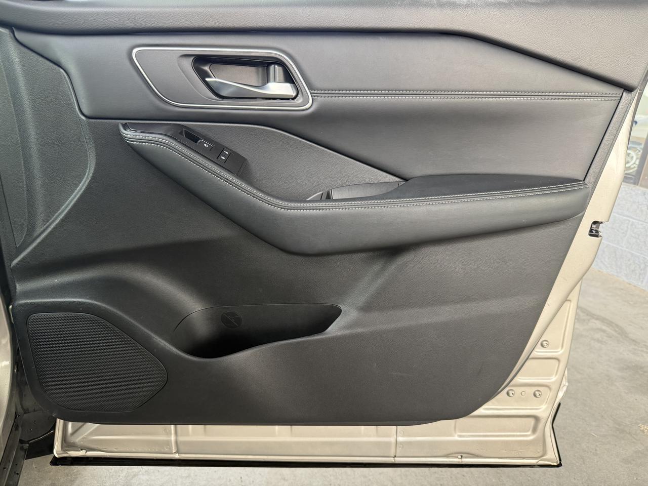 2025 Nissan Rogue Platinum Knoxville TN