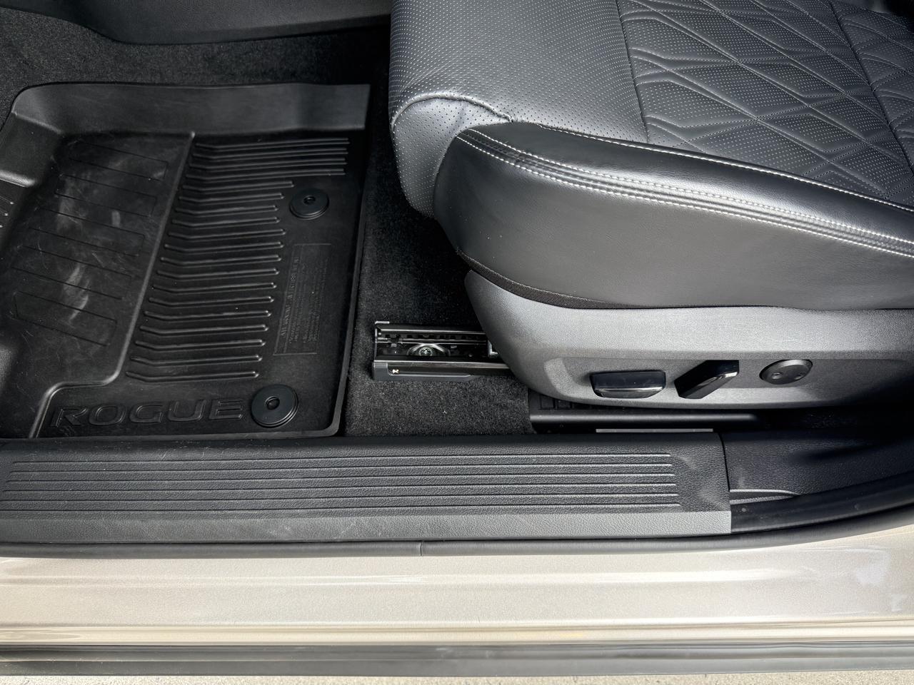 2025 Nissan Rogue Platinum Knoxville TN