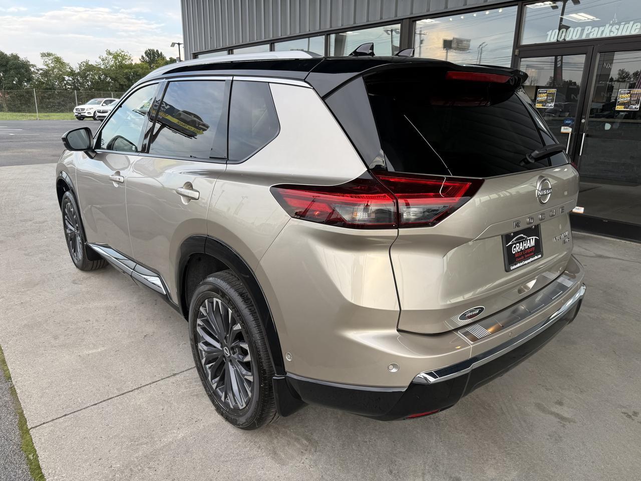 2025 Nissan Rogue Platinum Knoxville TN