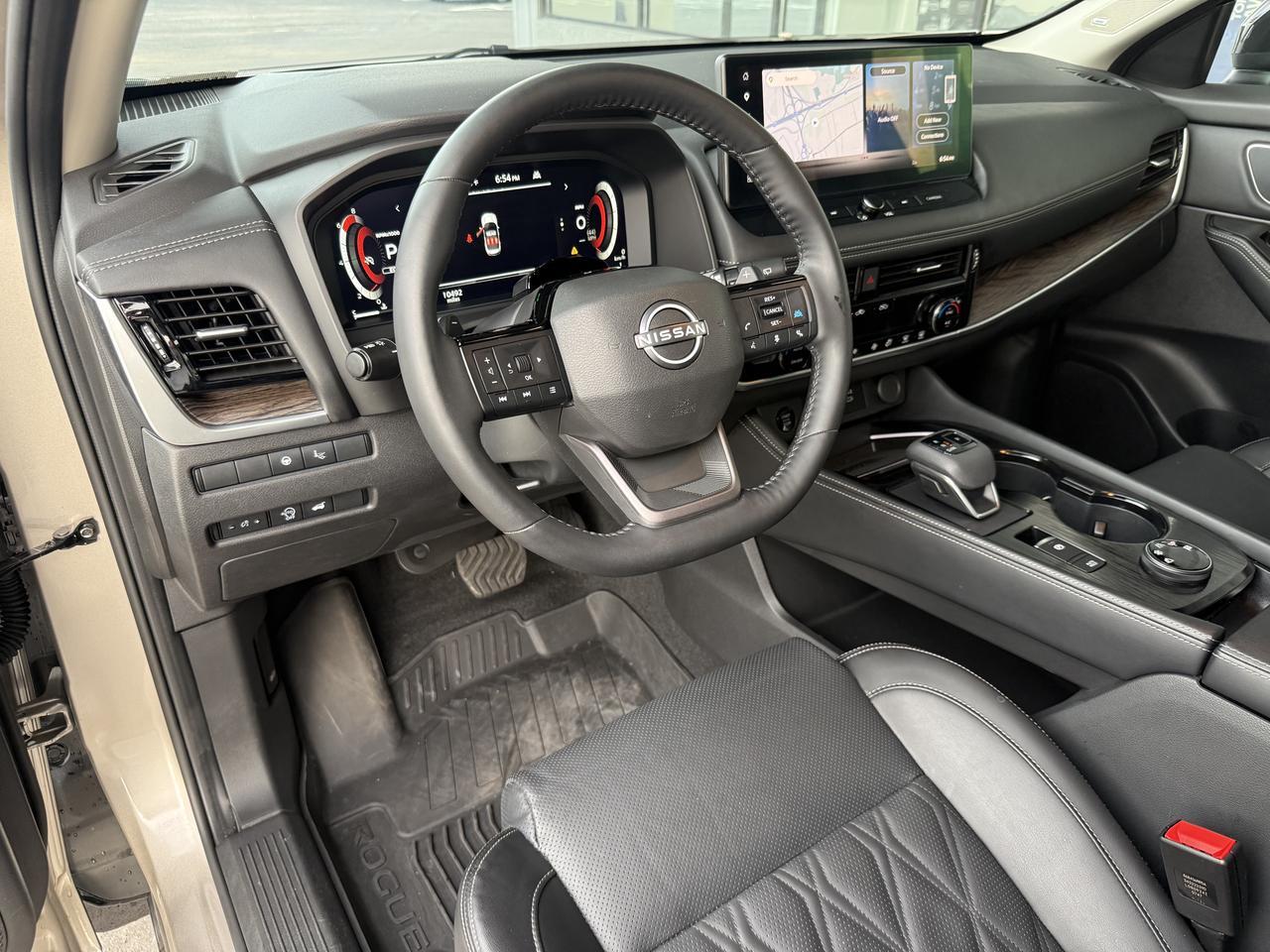 2025 Nissan Rogue Platinum Knoxville TN