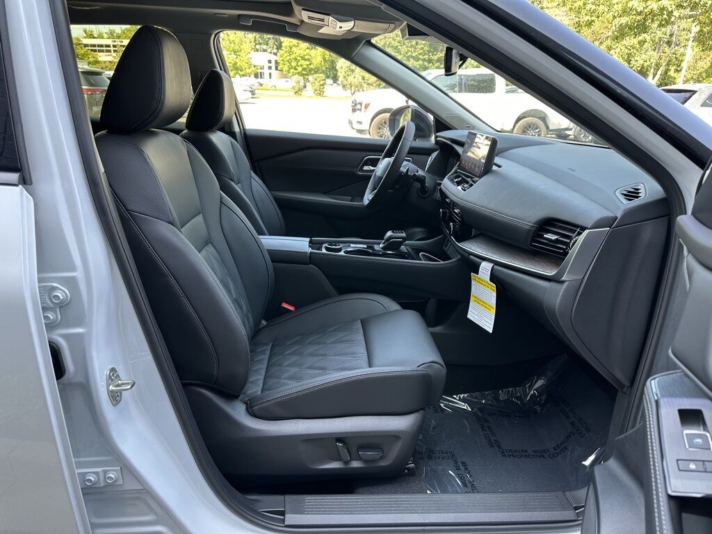 2025 Nissan Rogue Platinum San Clemente CA