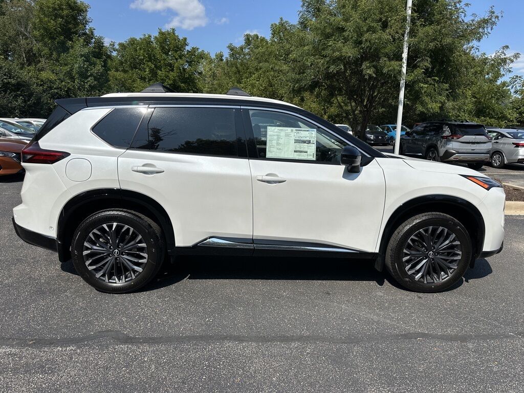2025 Nissan Rogue Platinum San Clemente CA