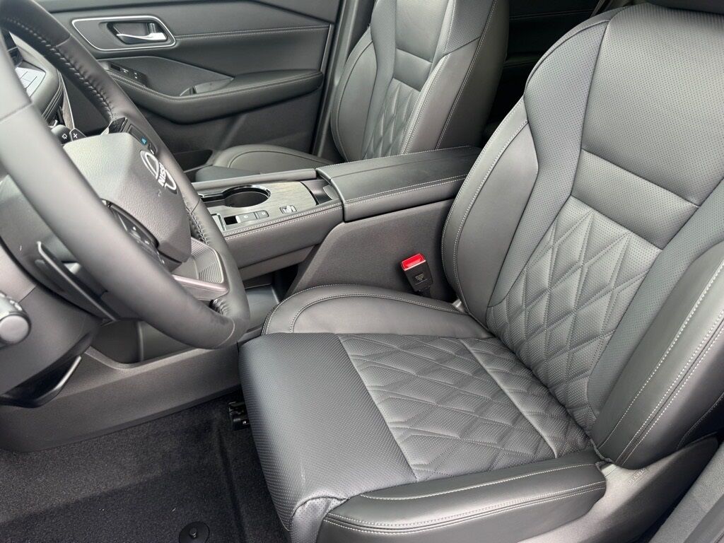 2025 Nissan Rogue Platinum Morristown TN