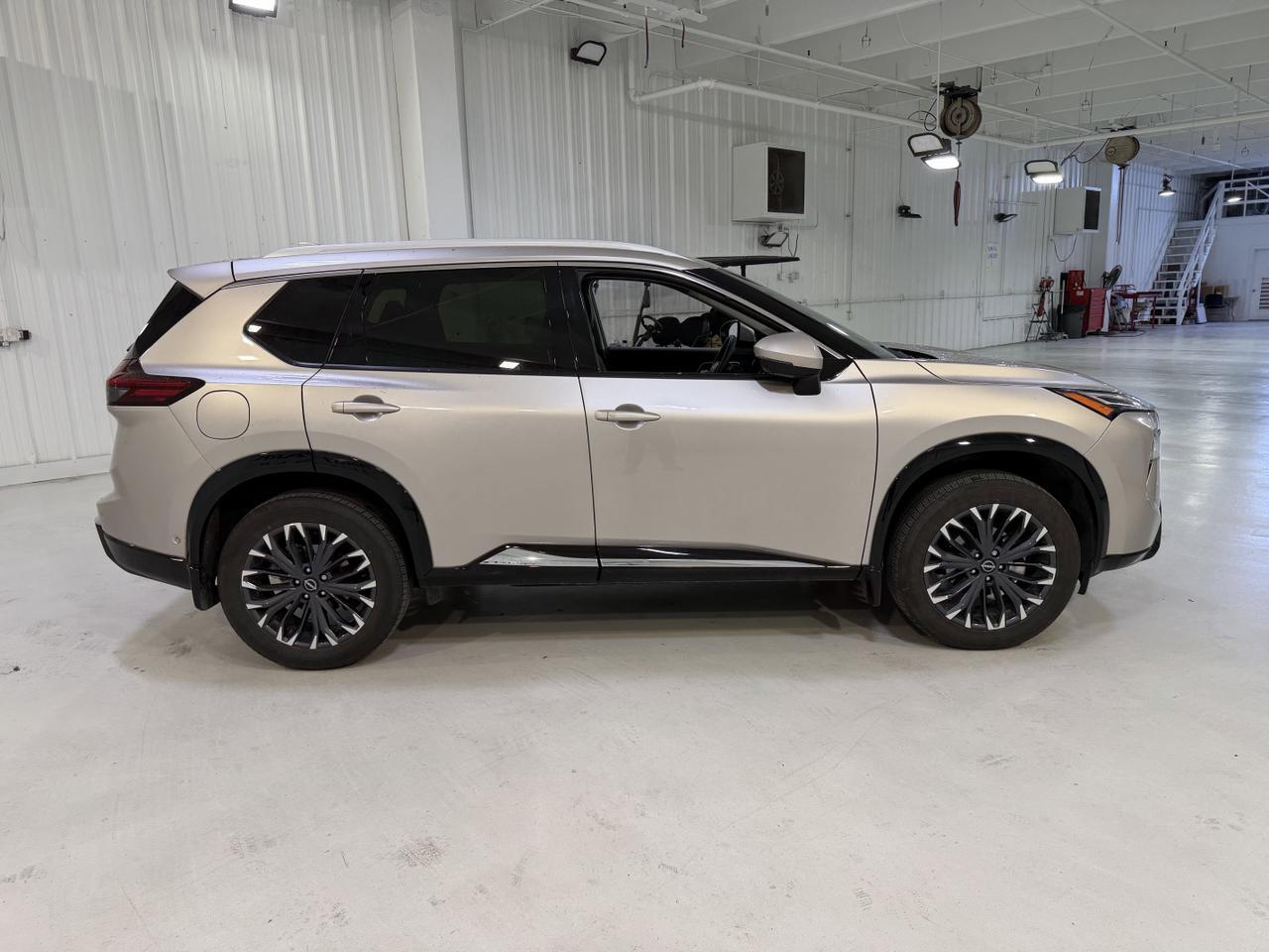 2025 Nissan Rogue Platinum San Antonio TX