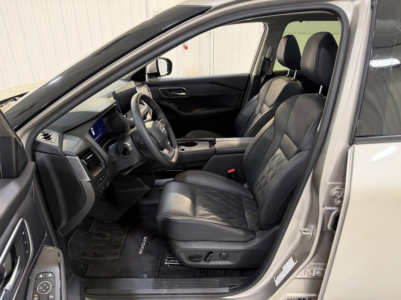 2025 Nissan Rogue Platinum San Antonio TX