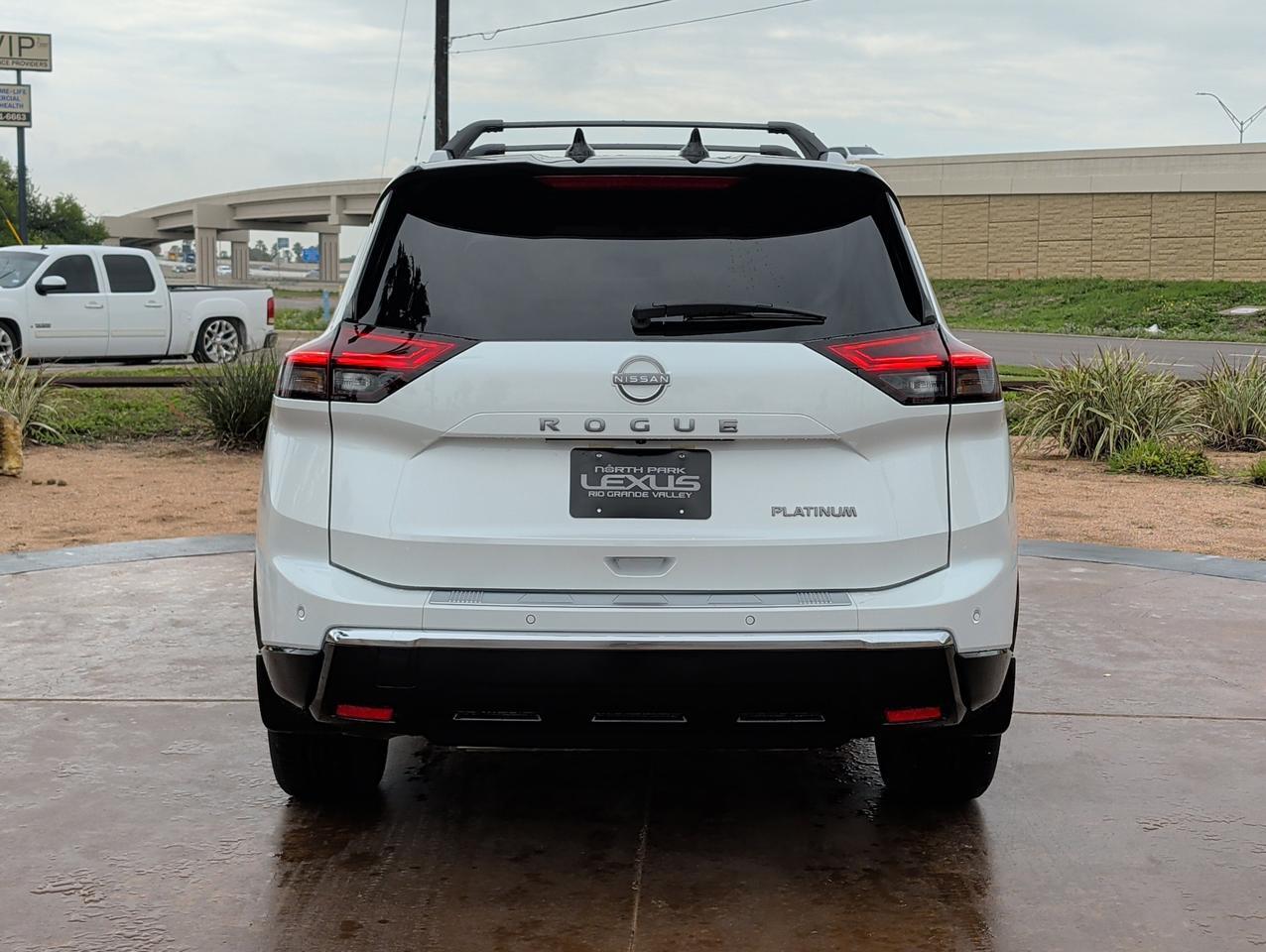 2025 Nissan Rogue Platinum