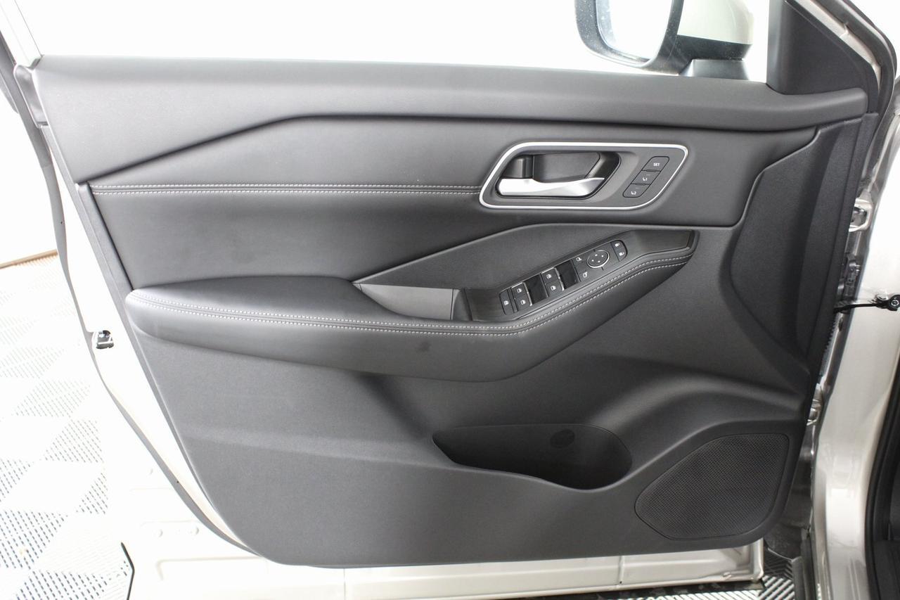 2025 Nissan Rogue Platinum Manassas VA