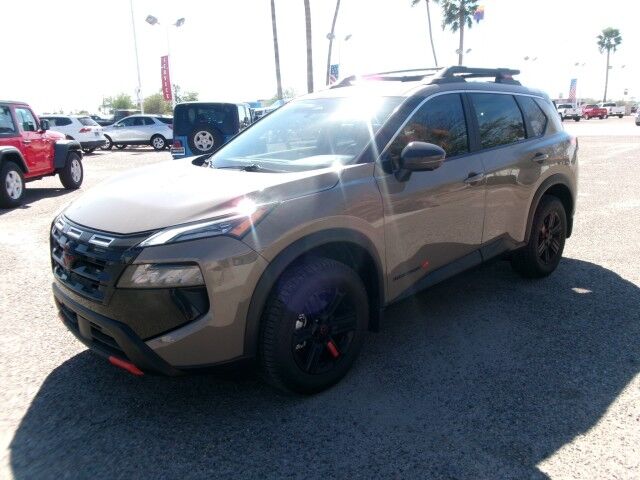 2025 Nissan Rogue Rock Creek