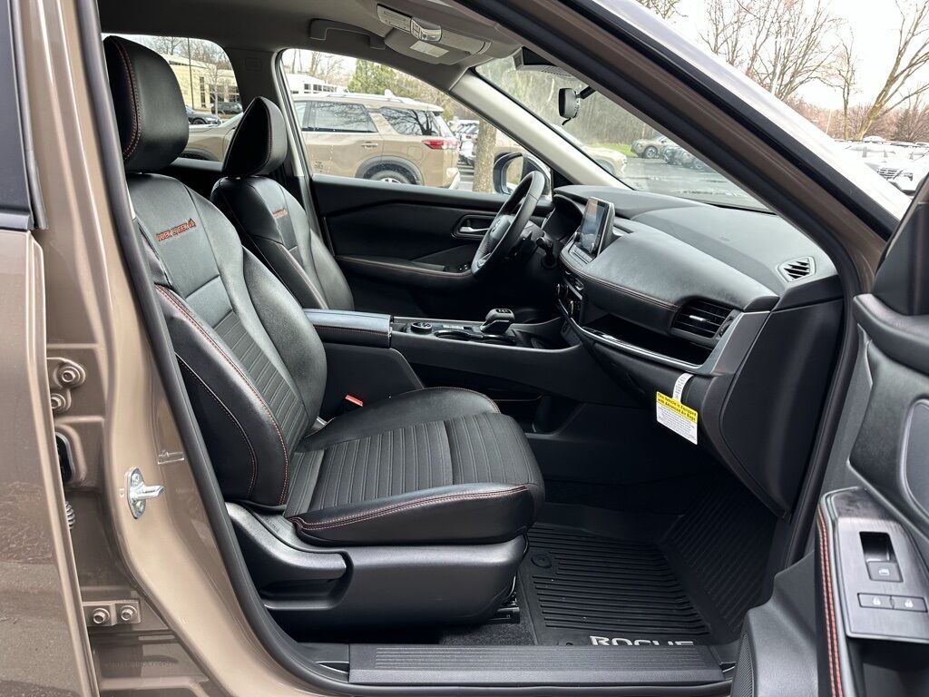 2025 Nissan Rogue Rock Creek San Clemente CA