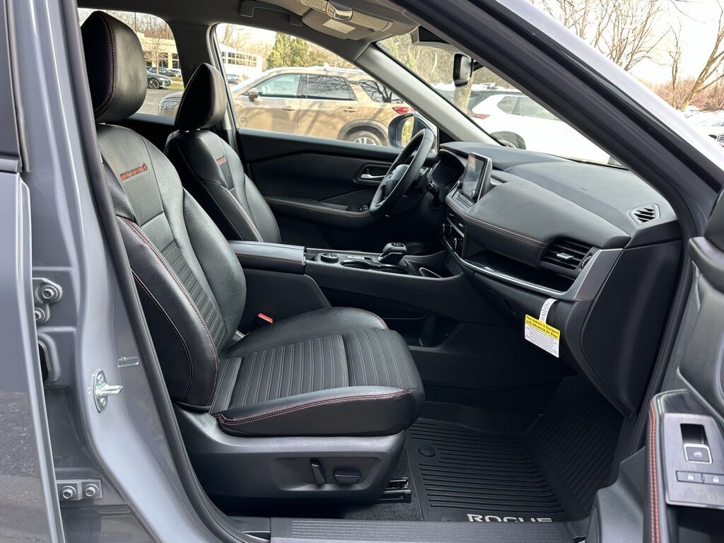 2025 Nissan Rogue Rock Creek San Clemente CA