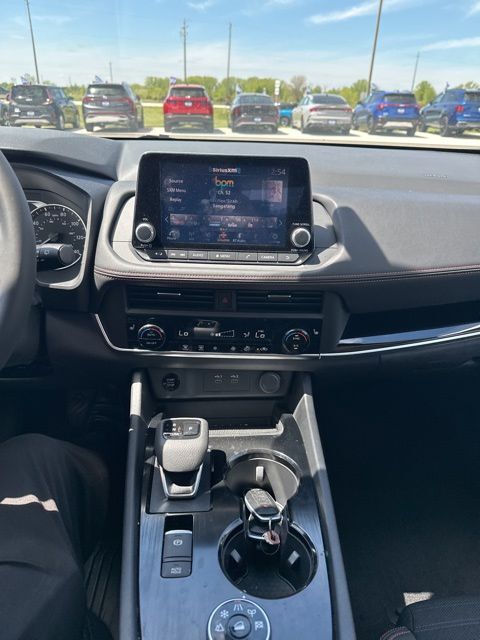 2025 Nissan Rogue Rock Creek Random Lake WI