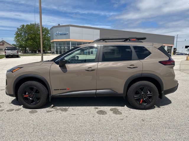 2025 Nissan Rogue Rock Creek Random Lake WI