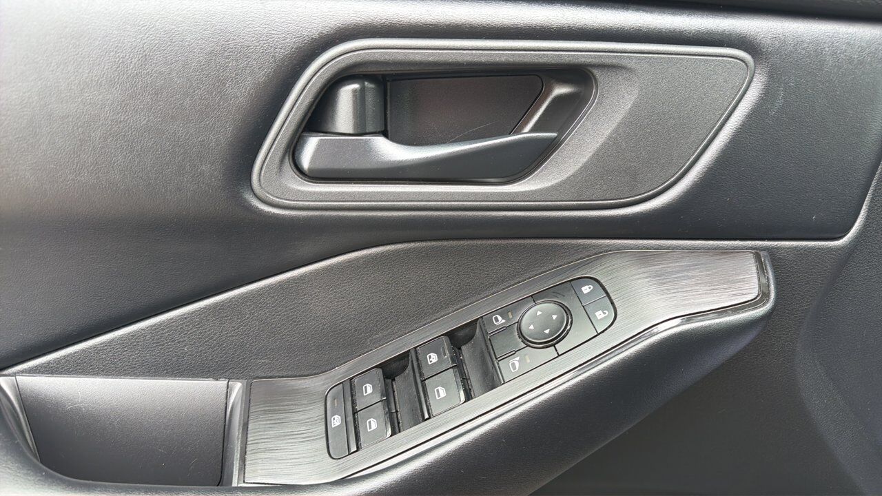 2025 Nissan Rogue S Sherwood Park AB