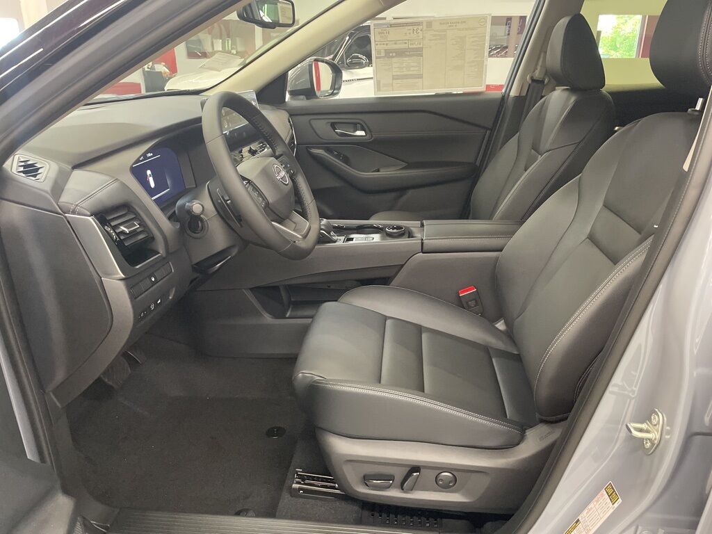 2025 Nissan Rogue SL AWD Duluth MN