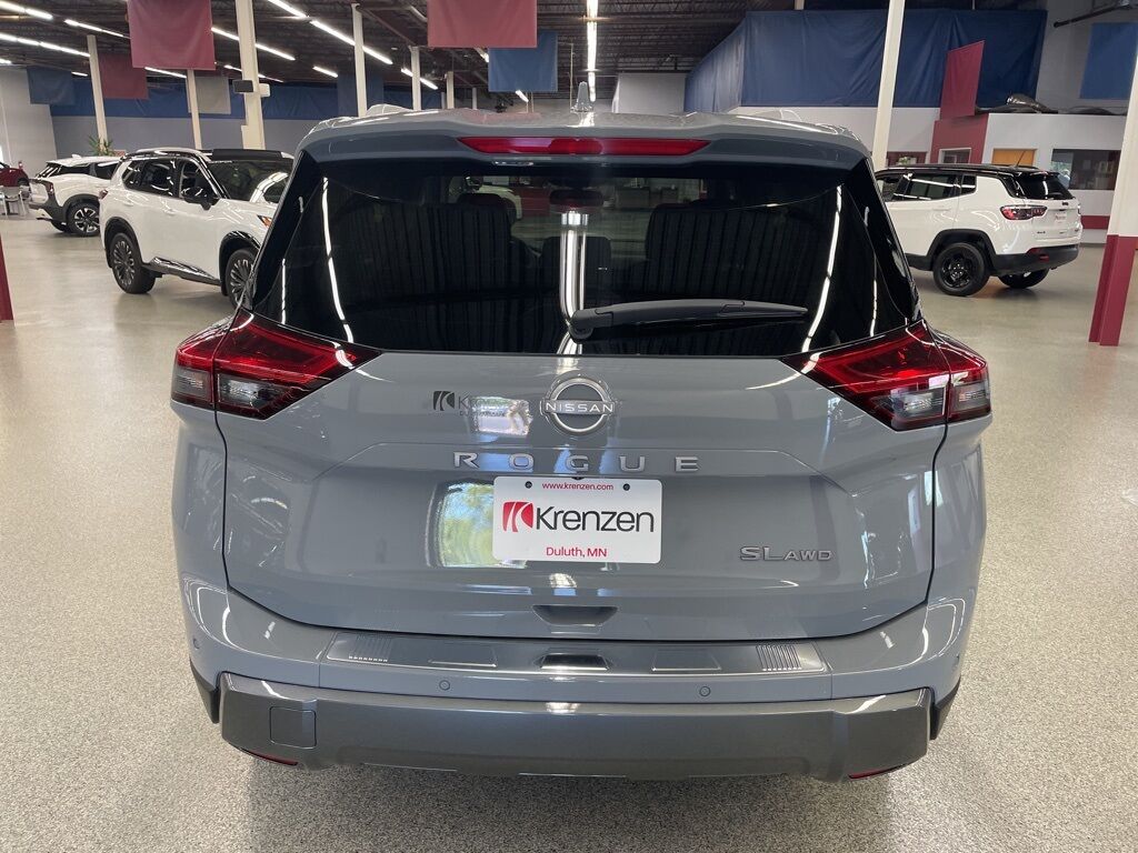 2025 Nissan Rogue SL AWD Duluth MN