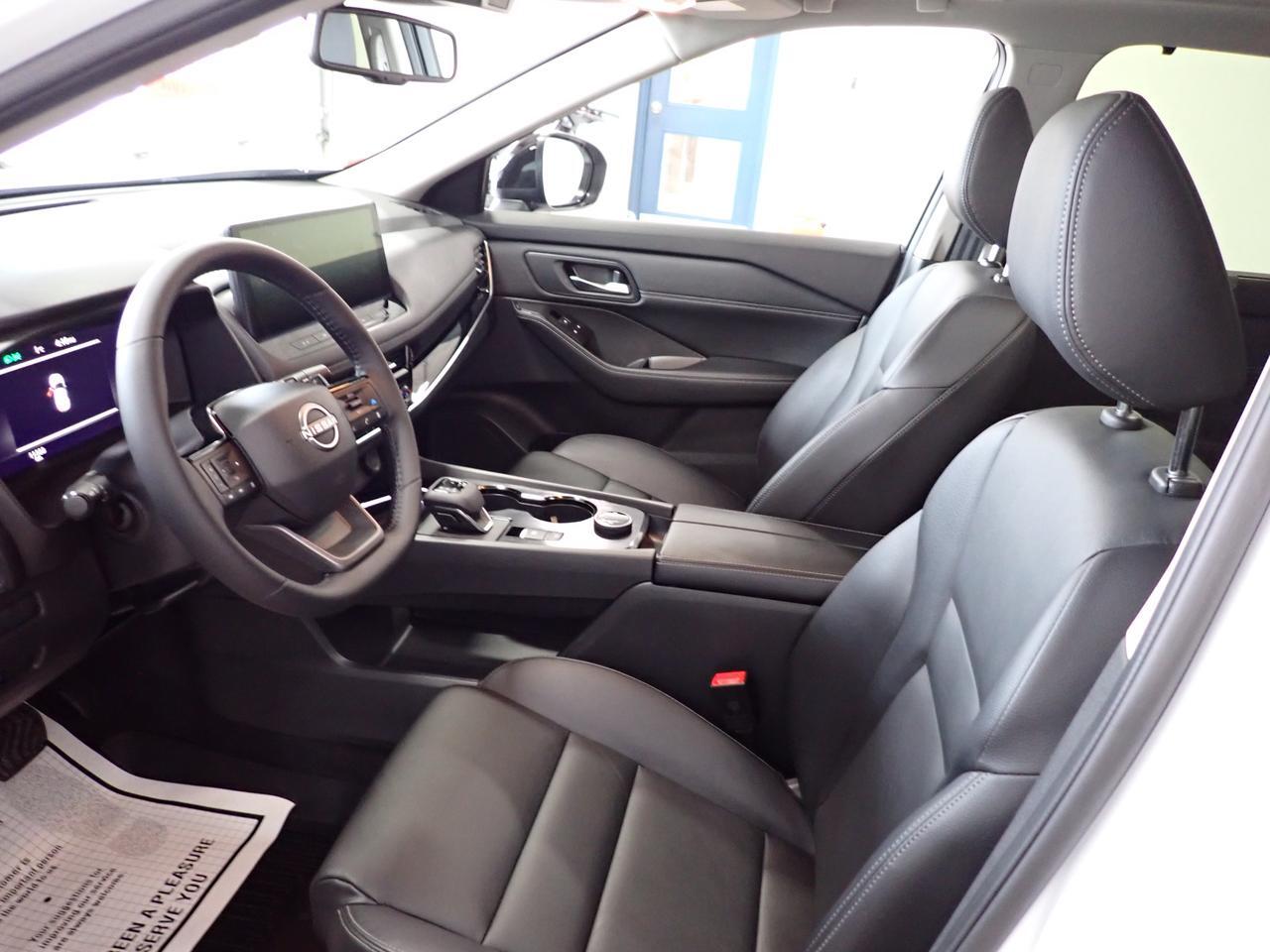 2025 Nissan Rogue SL AWD LEATHER NAVI SUNROOF Listowel ON