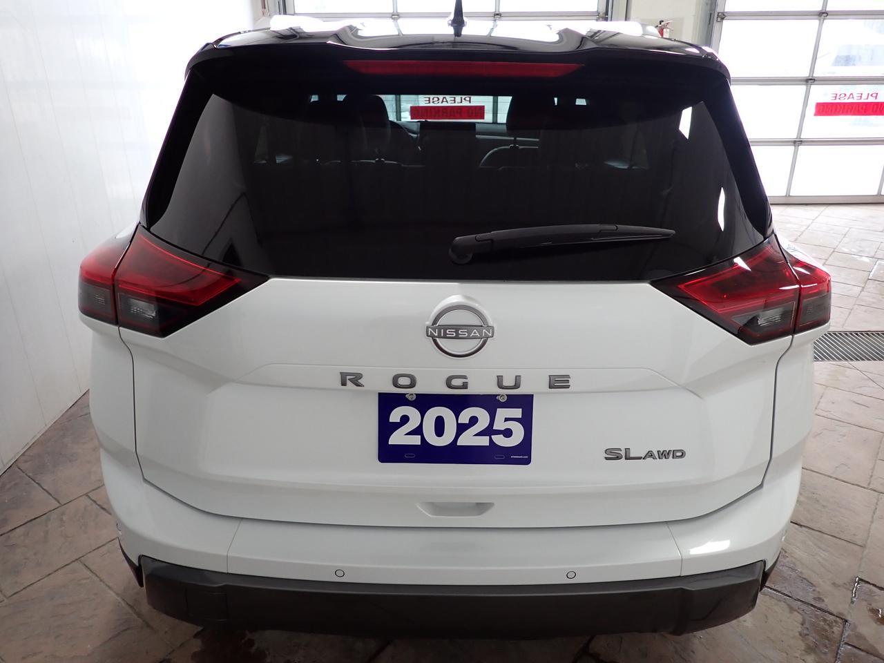 2025 Nissan Rogue SL AWD LEATHER NAVI SUNROOF Listowel ON