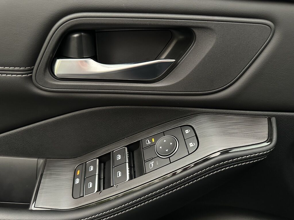 2025 Nissan Rogue SL San Clemente CA