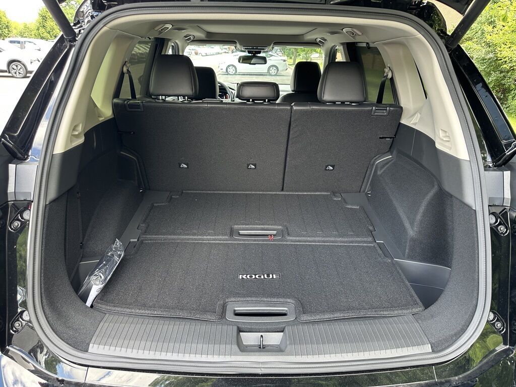 2025 Nissan Rogue SL San Clemente CA