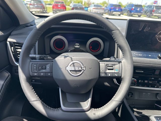 2025 Nissan Rogue SL Random Lake WI